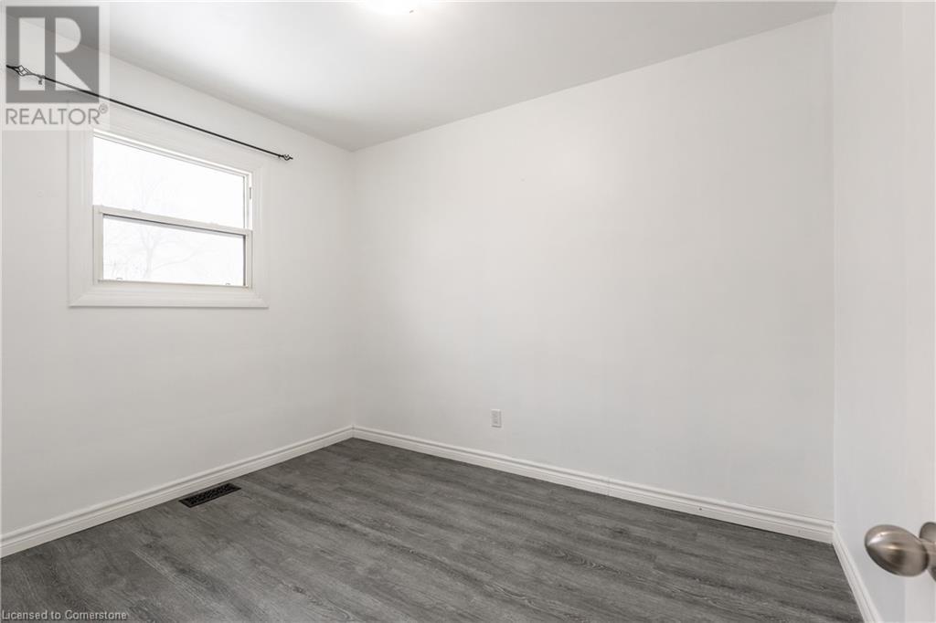 101 East 24th Street, Hamilton, Ontario  L8V 2X9 - Photo 10 - 40723009