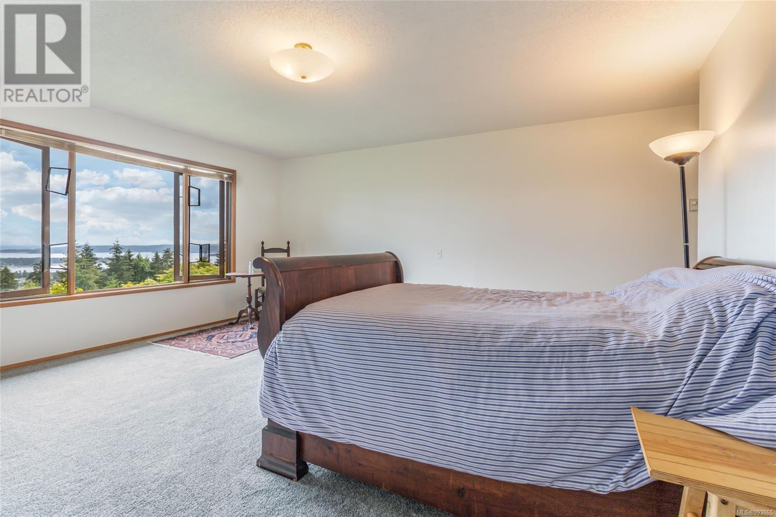 Property at 1239 Okanagan Pl image 4