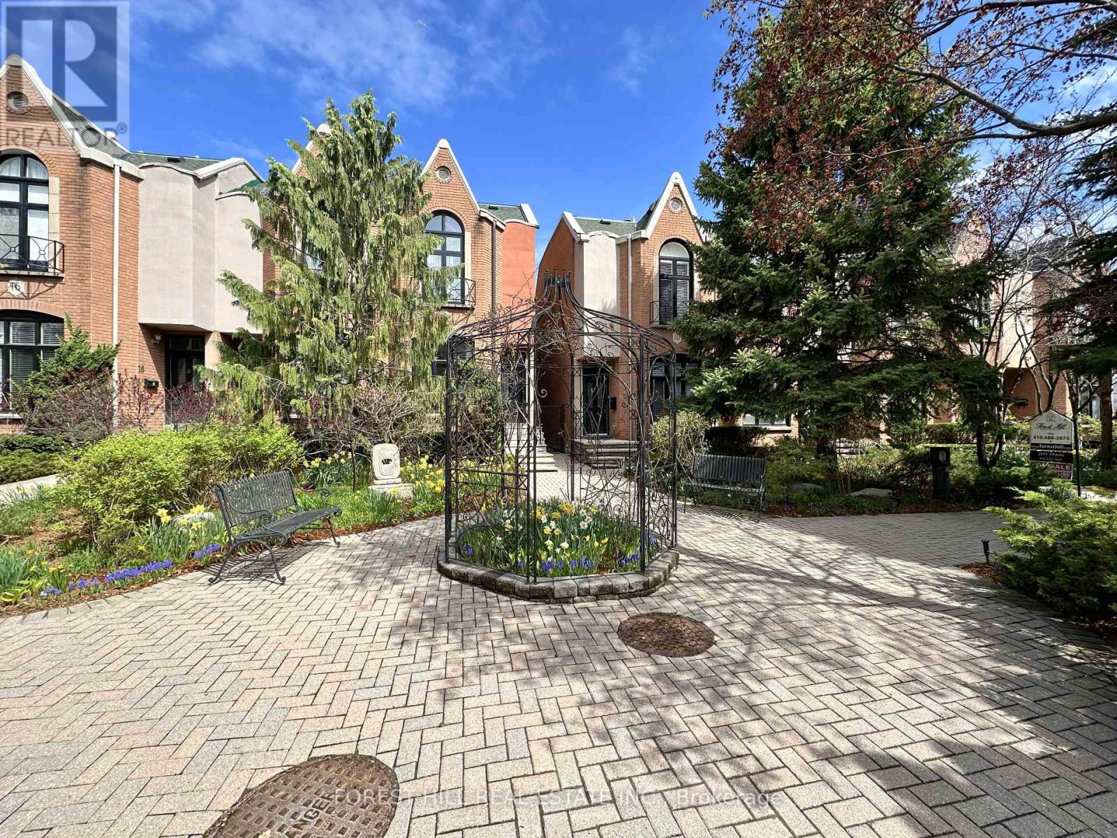 Property at 8 ALEX MEWS image 2