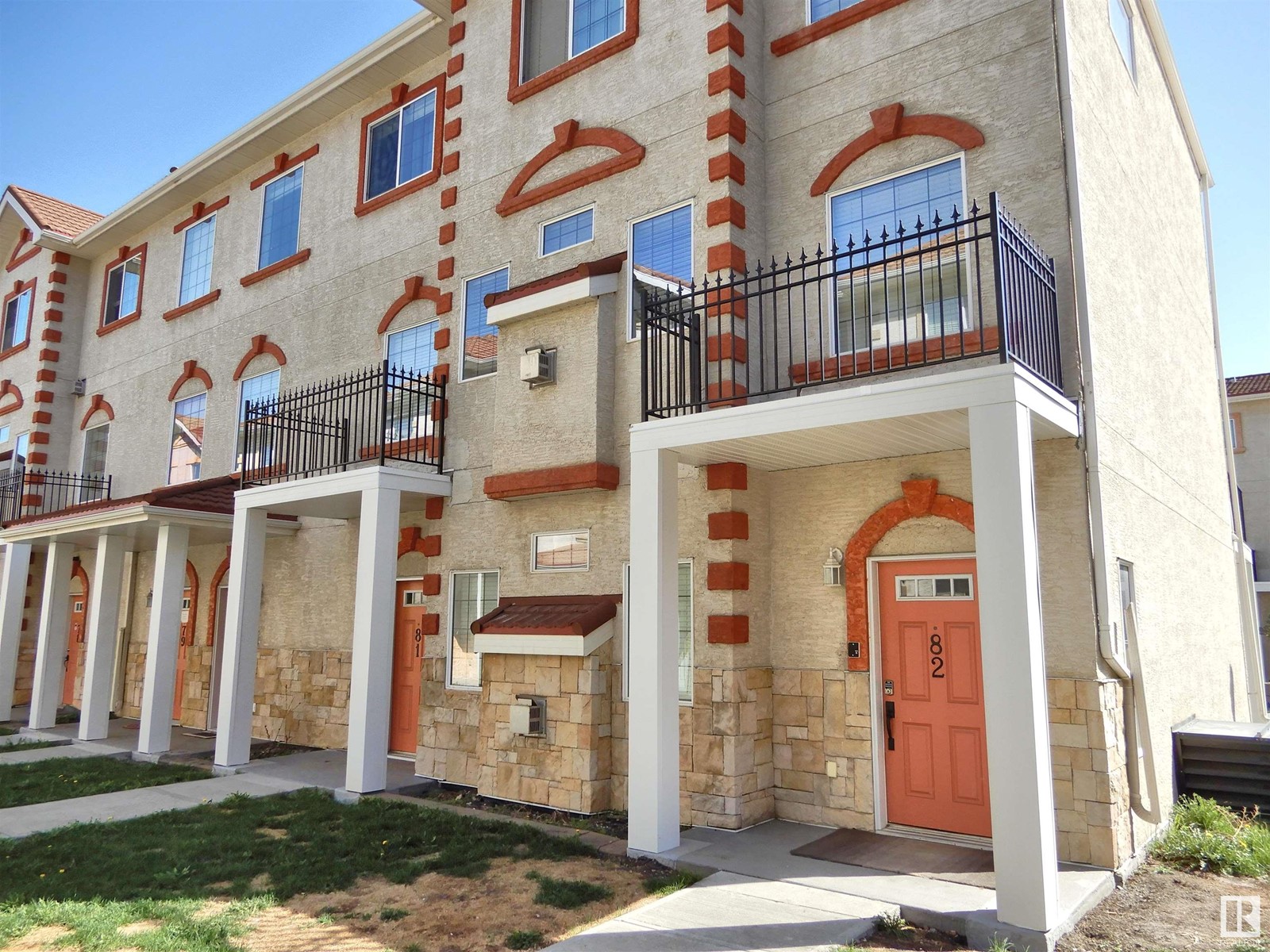 Property at #82 13825 155 AV NW image 1
