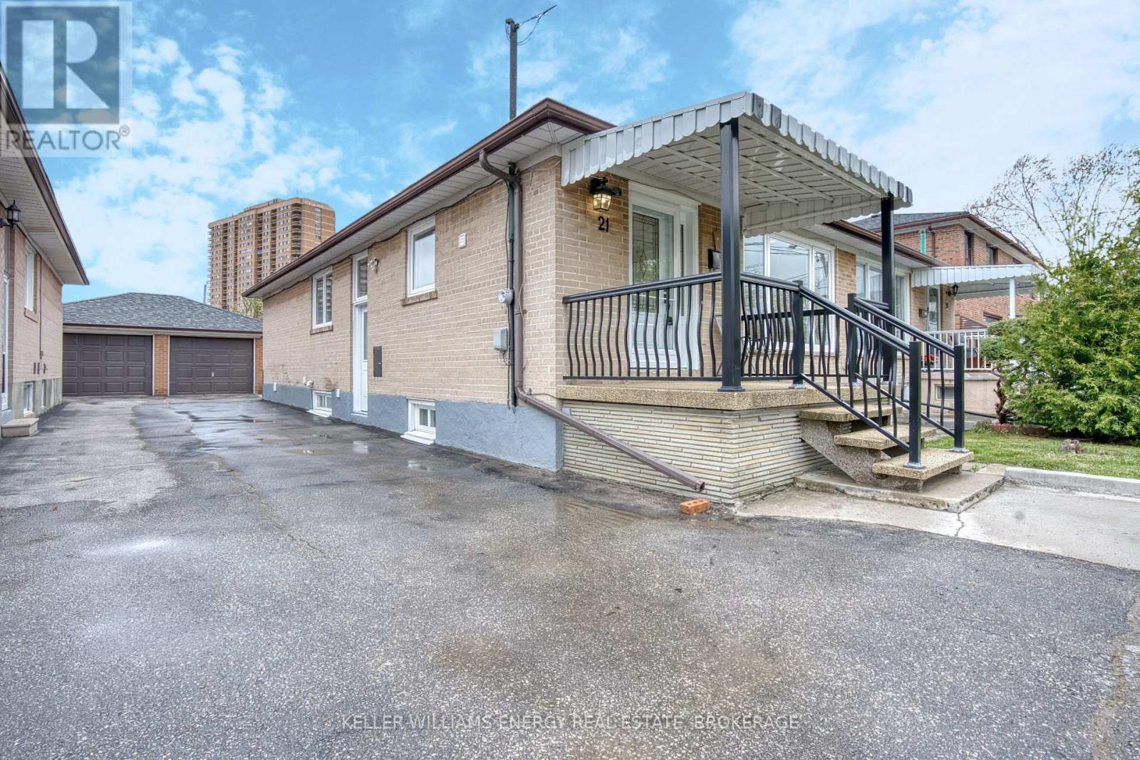 Property at 21 NEAMES CRESCENT image 2