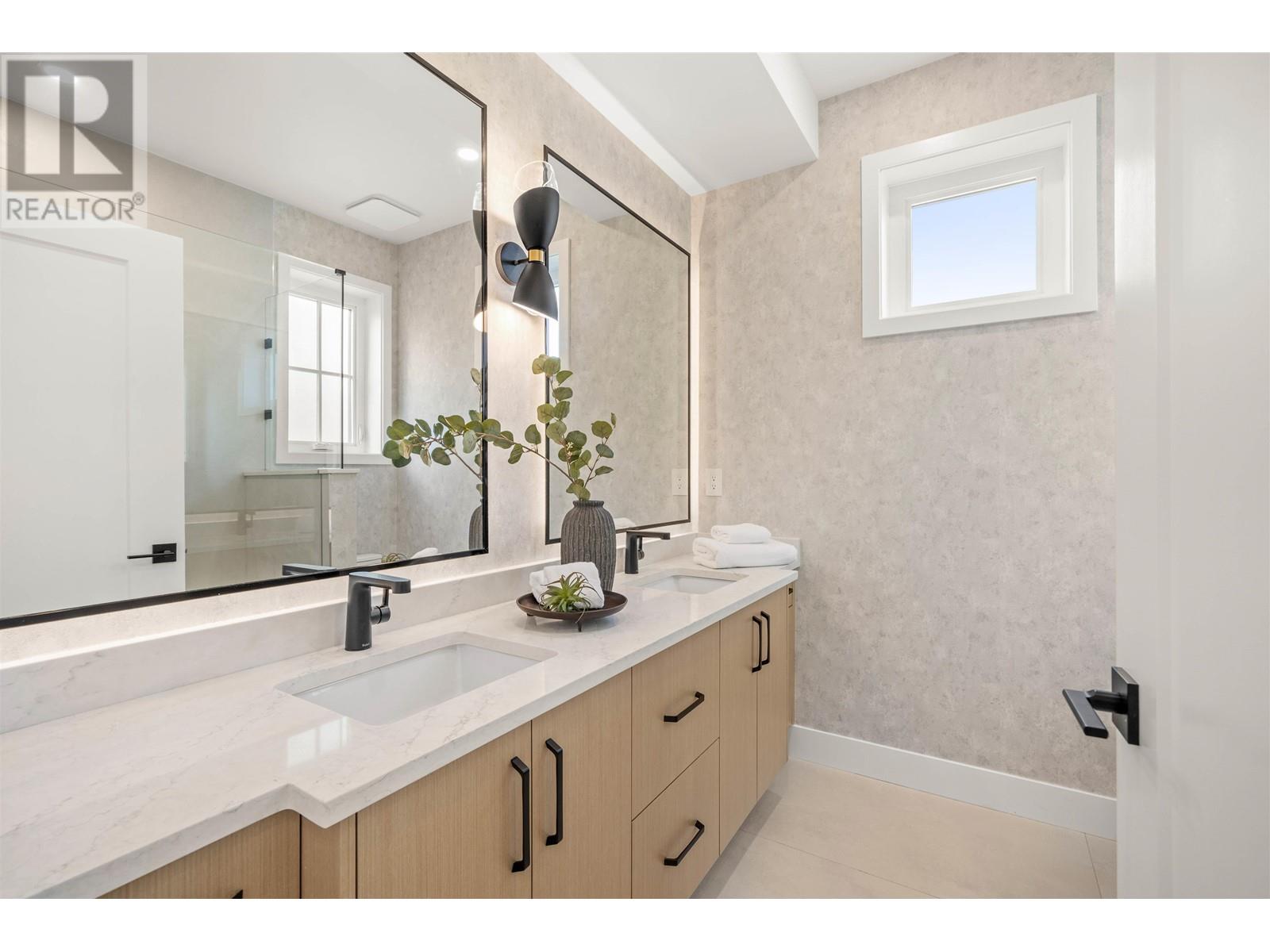 1 312 E 40th Avenue, Vancouver, British Columbia  V5W 1L9 - Photo 17 - R2998998
