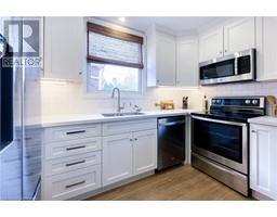 112 TRAGINA Avenue S, Hamilton, Ontario