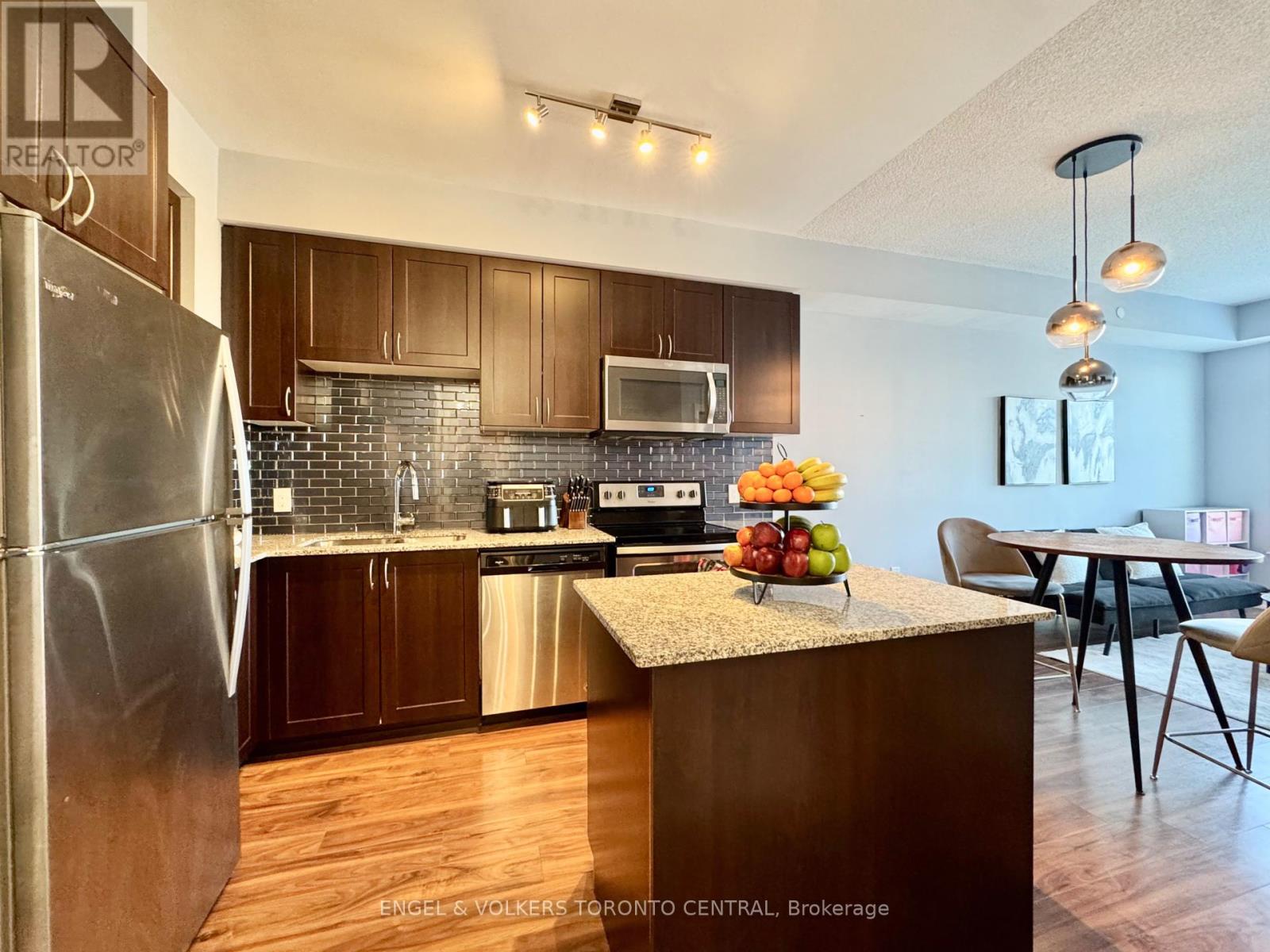 524 - 2800 Keele Street, Toronto, Ontario  M3M 2G4 - Photo 10 - W12128224