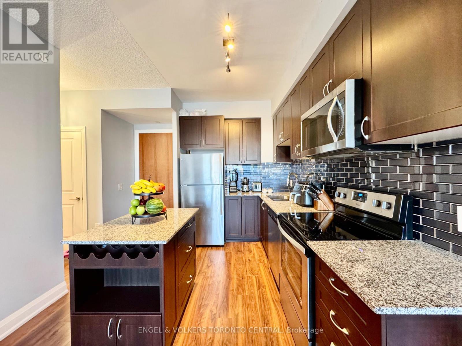 524 - 2800 Keele Street, Toronto, Ontario  M3M 2G4 - Photo 12 - W12128224
