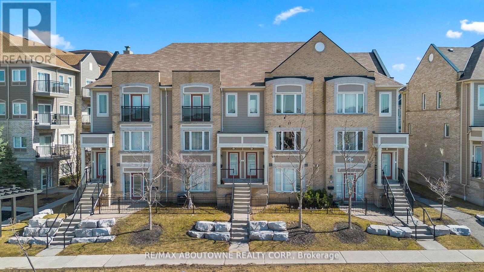 4 - 3010 Erin Centre Boulevard, Mississauga, Ontario  L5M 0P5 - Photo 1 - W12128232