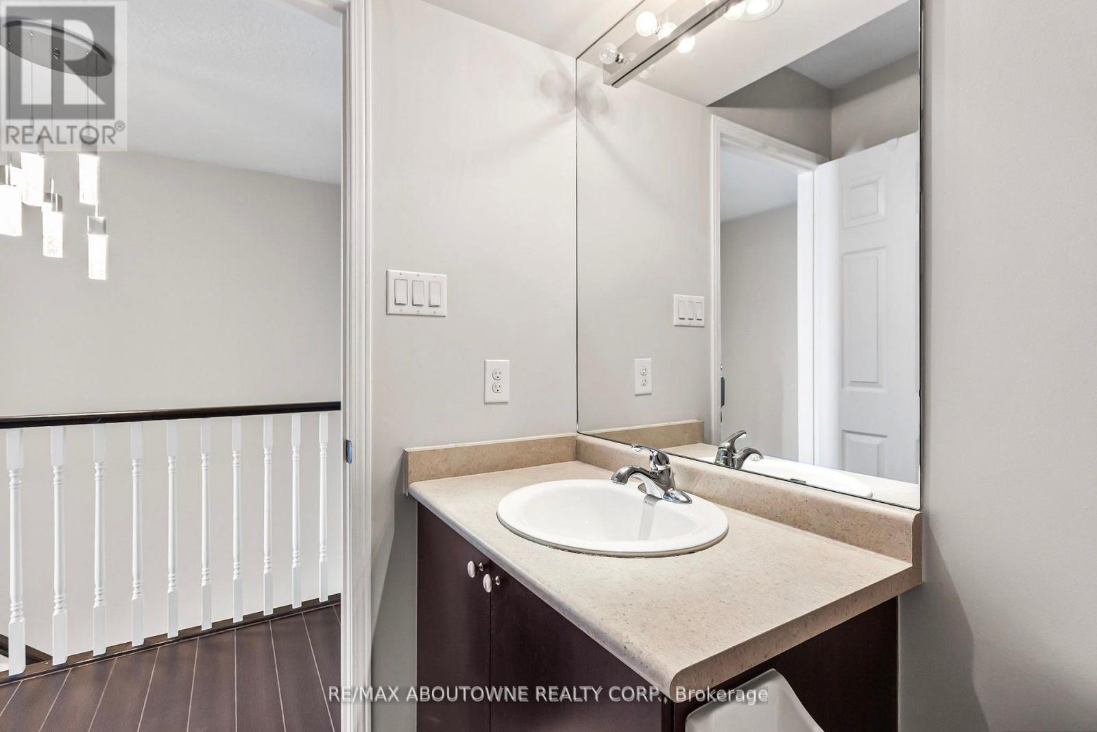 4 - 3010 Erin Centre Boulevard, Mississauga, Ontario  L5M 0P5 - Photo 13 - W12128232