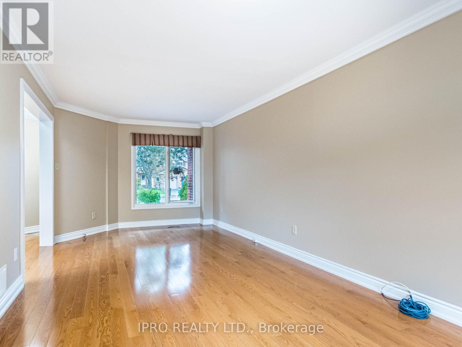 2771 Lindholm Crescent, Mississauga (Central Erin Mills), Ontario  L5M 4S1 - Photo 9 - W12128370