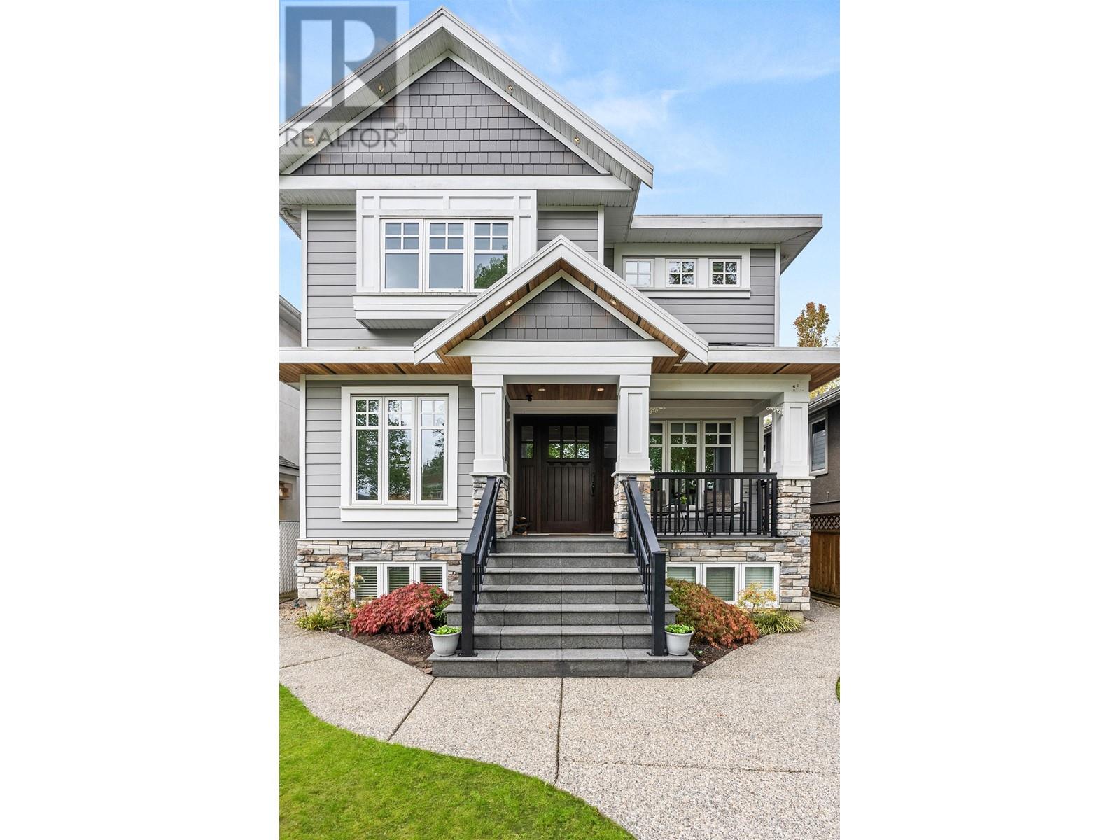 6229 St. Catherines Street, Vancouver, British Columbia  V5W 3G7 - Photo 2 - R2998991