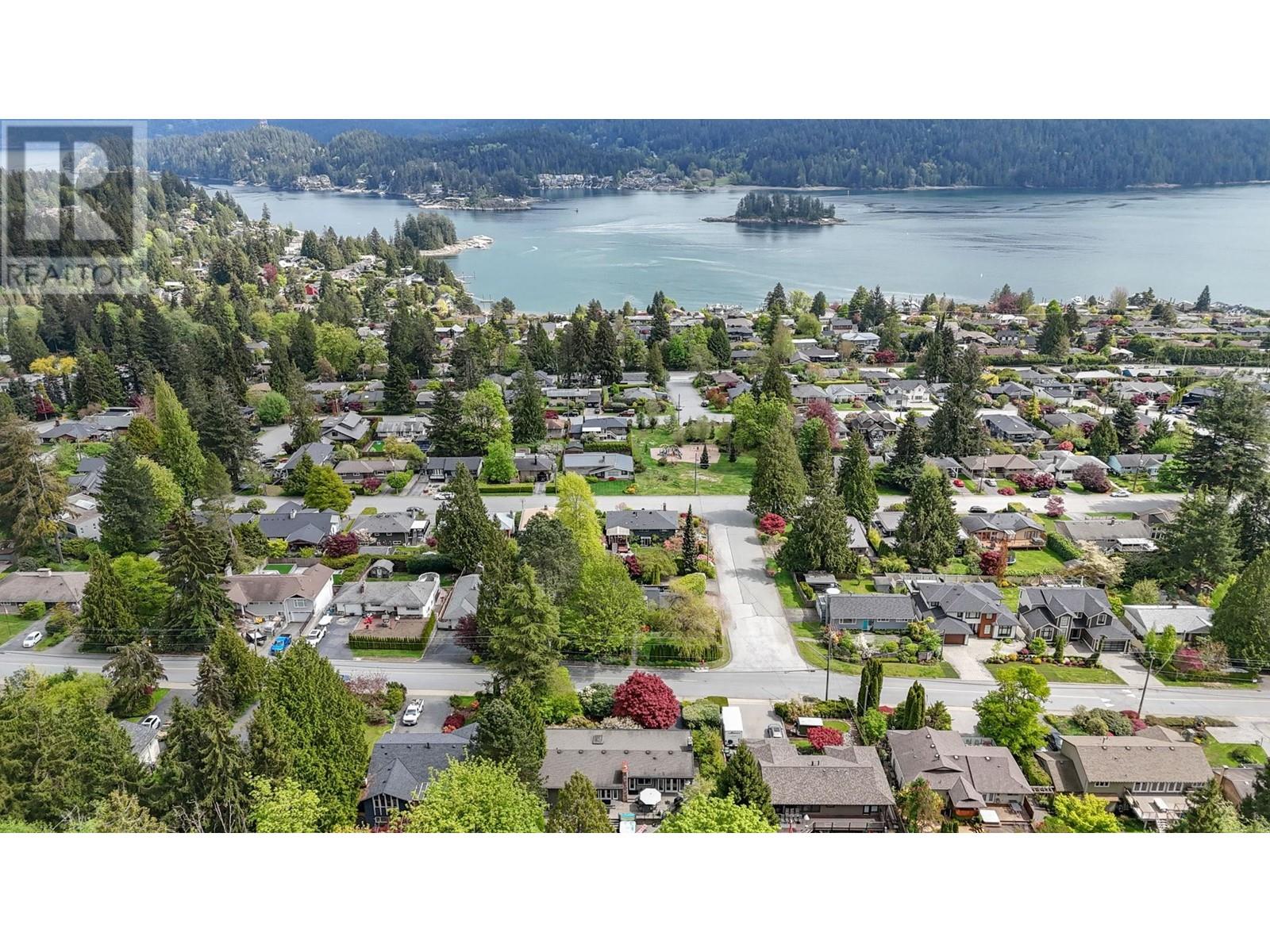 871 Fairway Drive, North Vancouver, British Columbia  V7G 1Z5 - Photo 39 - R2998996
