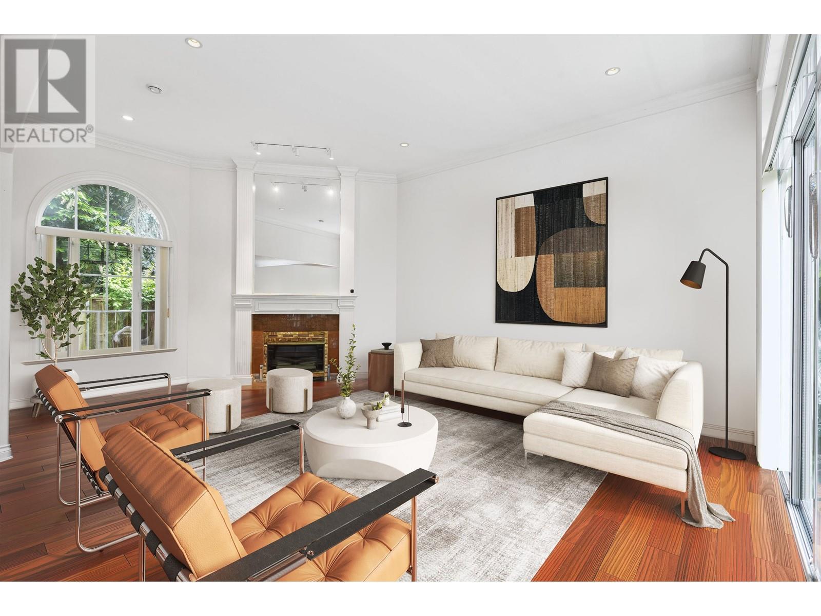 Property at 4650 NORTHWOOD DRIVE image 3