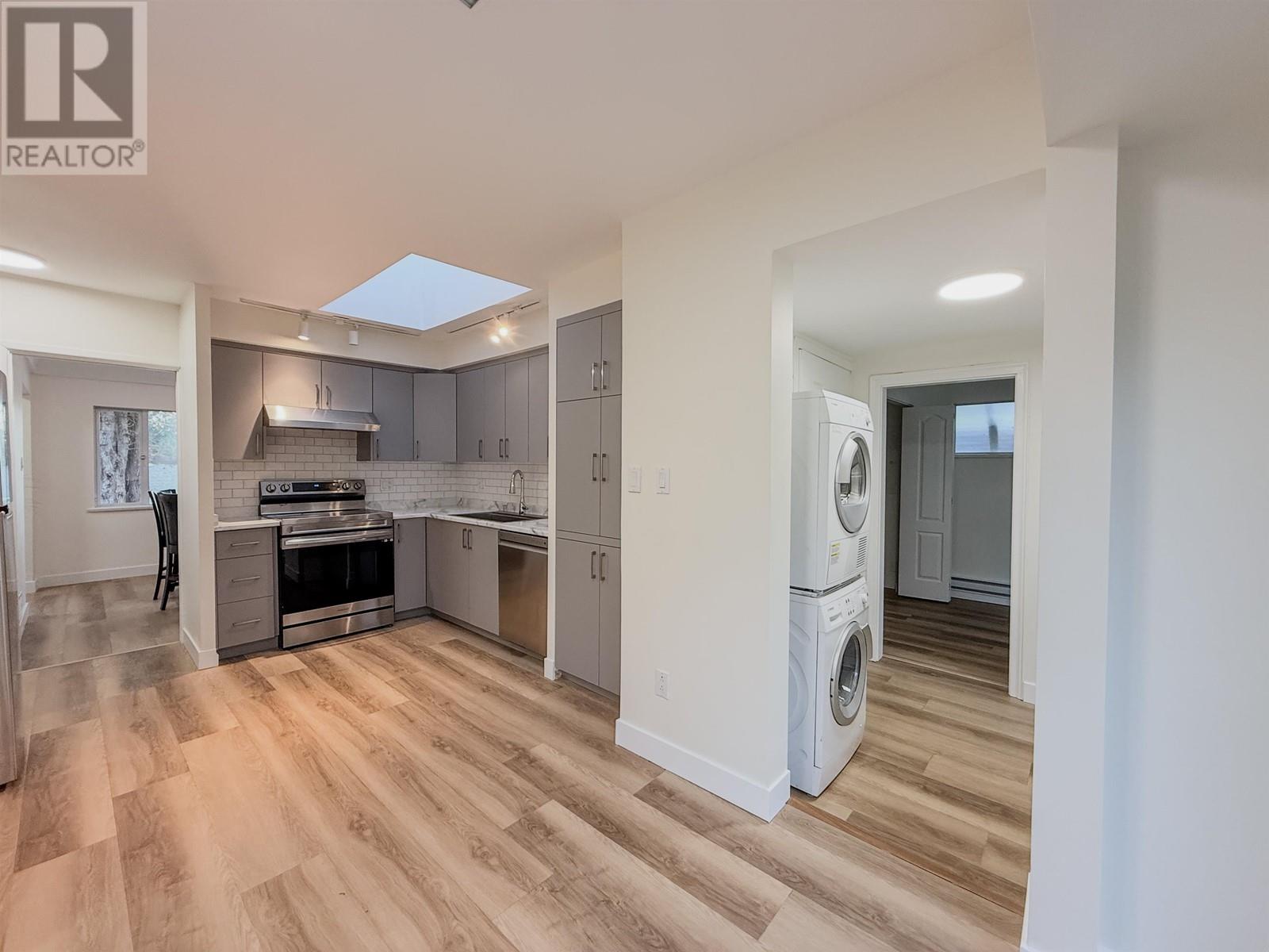 938 Leovista Avenue, North Vancouver, British Columbia  V7R 1R2 - Photo 26 - R2999069