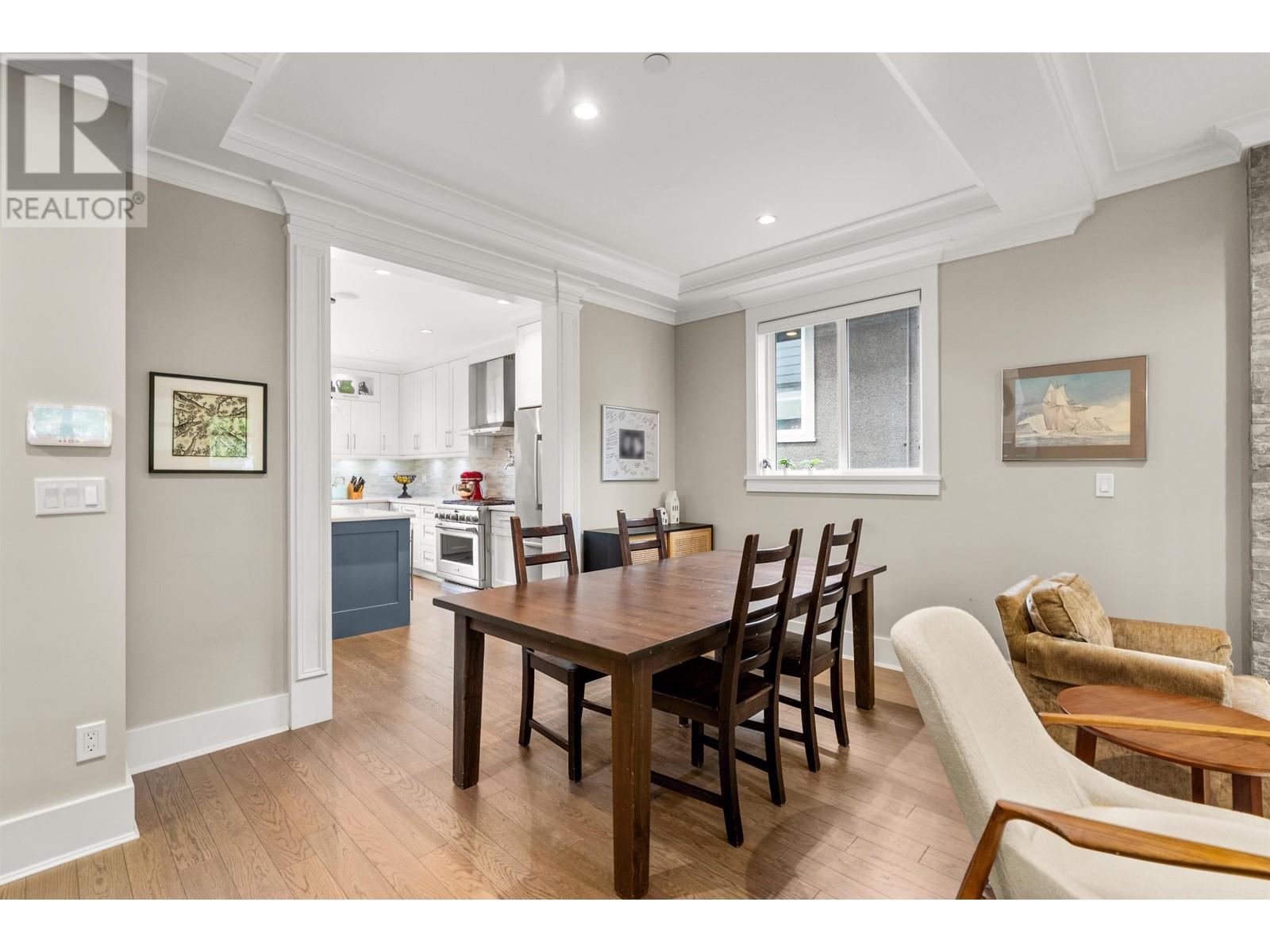Property at 6229 ST. CATHERINES STREET image 5