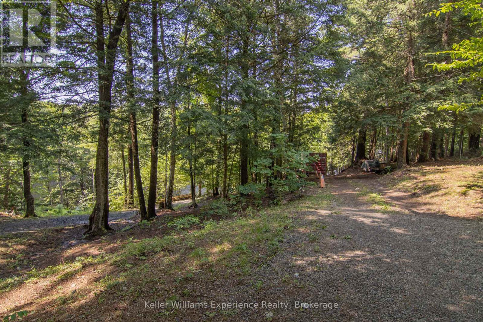 1065 Rocky Narrows Rd Pvt Road, Bracebridge, Ontario  P1L 1X1 - Photo 38 - X12128413