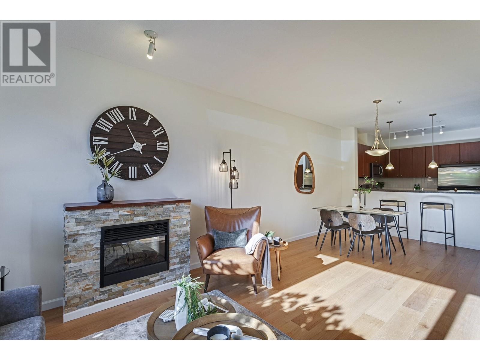 205 14 E Royal Avenue, New Westminster, British Columbia  V3L 5W5 - Photo 7 - R2996547