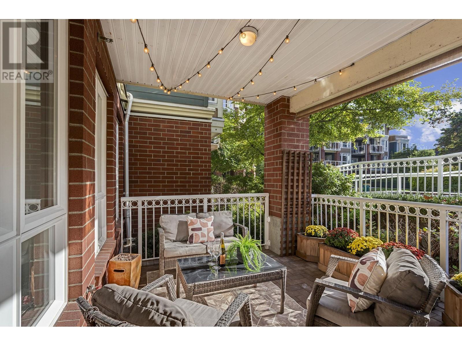 205 14 E Royal Avenue, New Westminster, British Columbia  V3L 5W5 - Photo 23 - R2996547