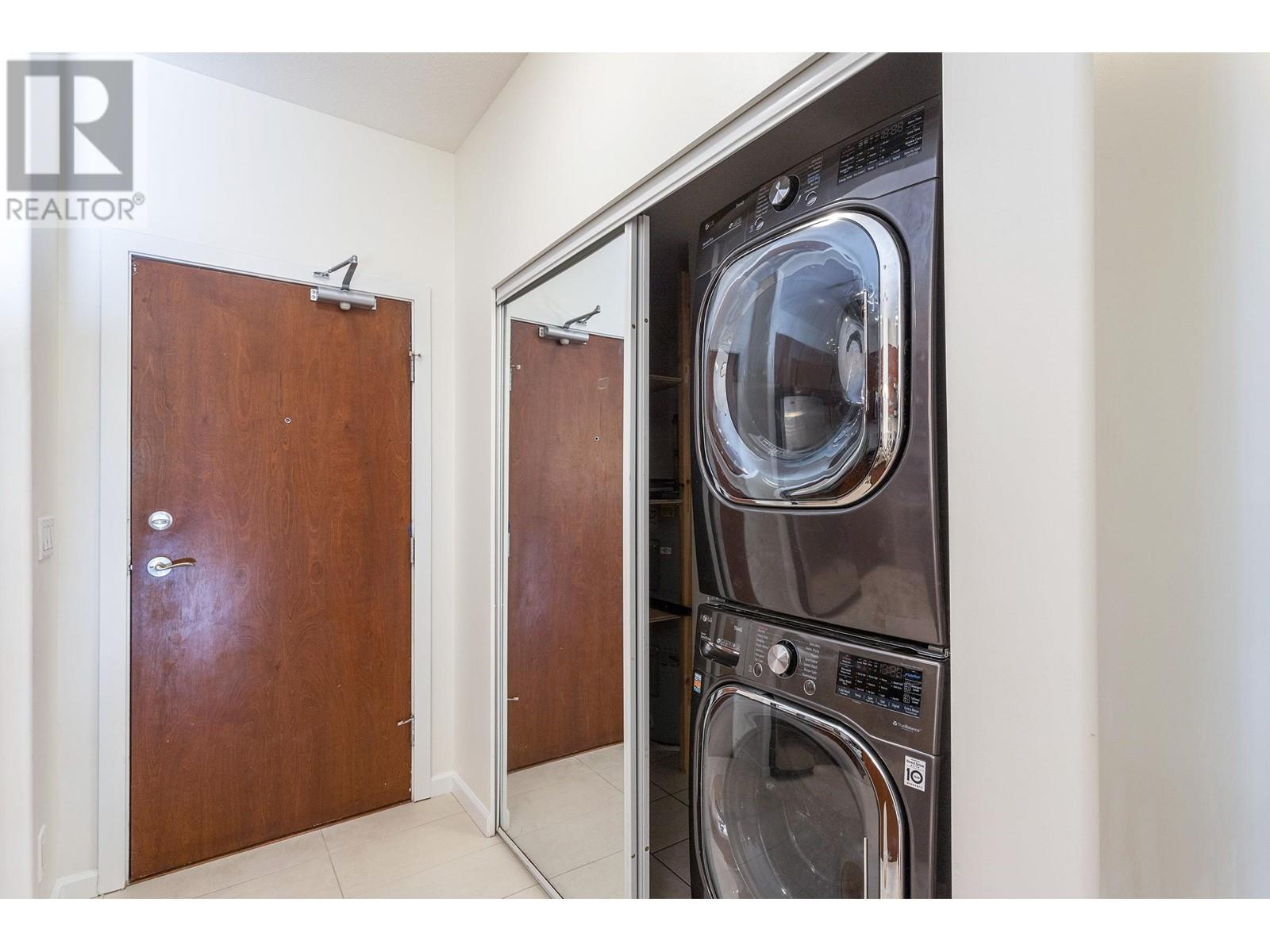205 14 E Royal Avenue, New Westminster, British Columbia  V3L 5W5 - Photo 22 - R2996547