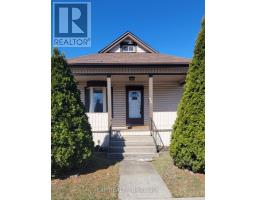 133 WEIR STREET N, Hamilton, Ontario
