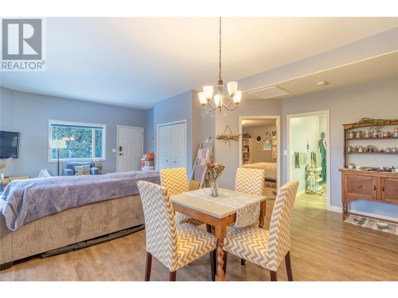 2273 Lakeview Drive, Sorrento, British Columbia  V0E 2W2 - Photo 50 - 10333884