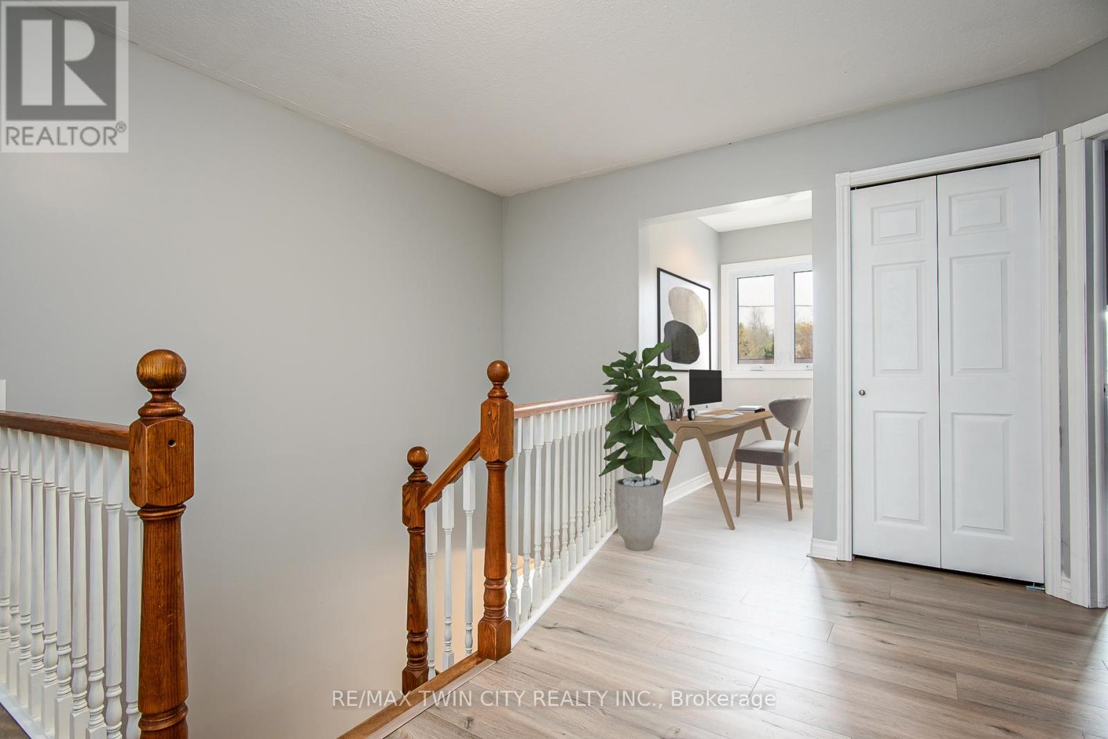 12 Sunrise Drive, Kitchener, Ontario  N2B 3B4 - Photo 30 - X12125835