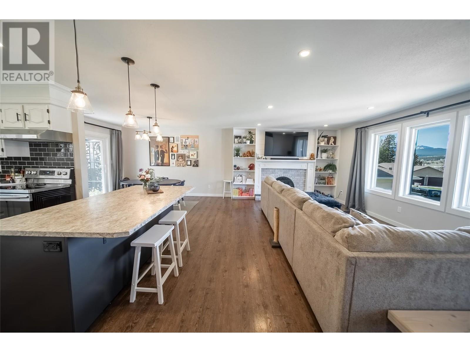 3024 Mount Royal  N Drive, Cranbrook, British Columbia  V1C 5R8 - Photo 9 - 10346476