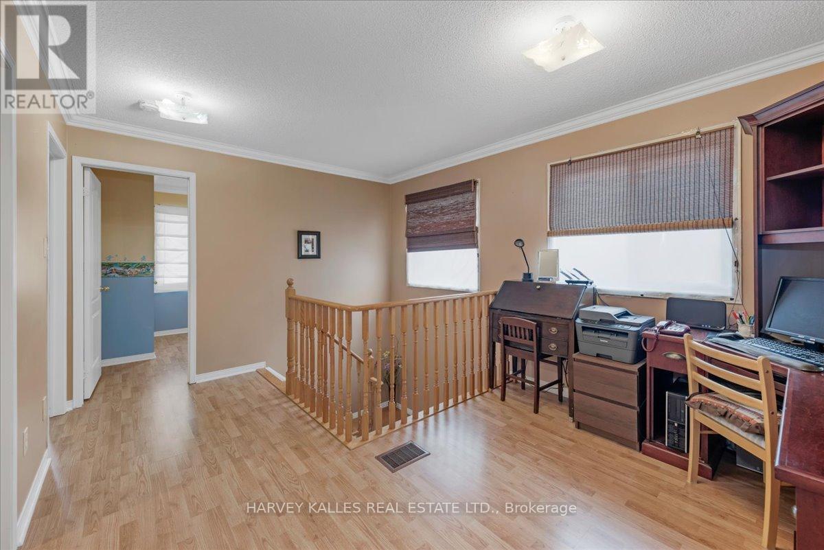 98 Trudelle Crescent, Brampton (Fletcher's Meadow), Ontario  L7A 2Z3 - Photo 20 - W12128151
