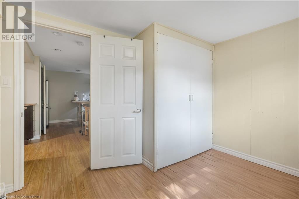 253 West 33rd Street, Hamilton, Ontario  L9C 5J7 - Photo 20 - 40701327