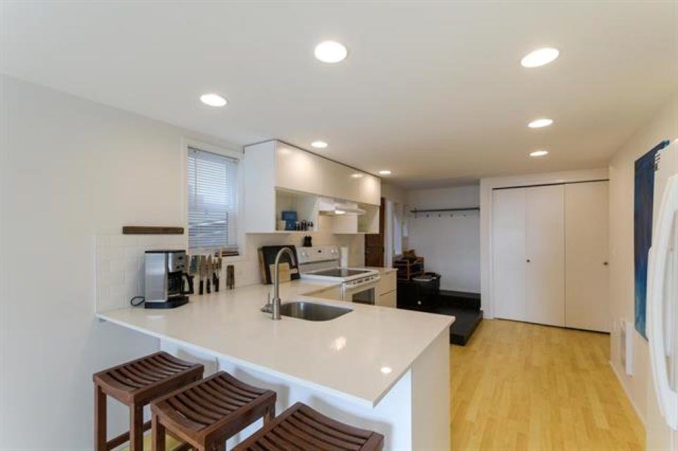 15681 Marine Drive, White Rock, British Columbia  V4B 1E3 - Photo 27 - R2999067