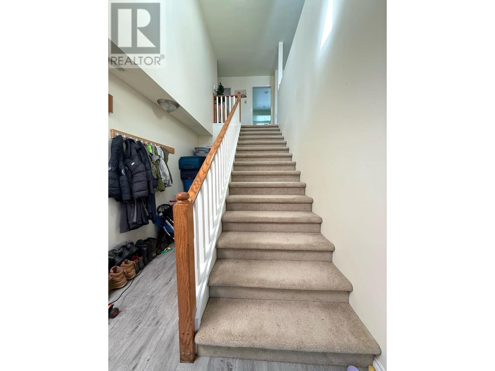 Property at 11371 SEAPORT AVENUE image 4