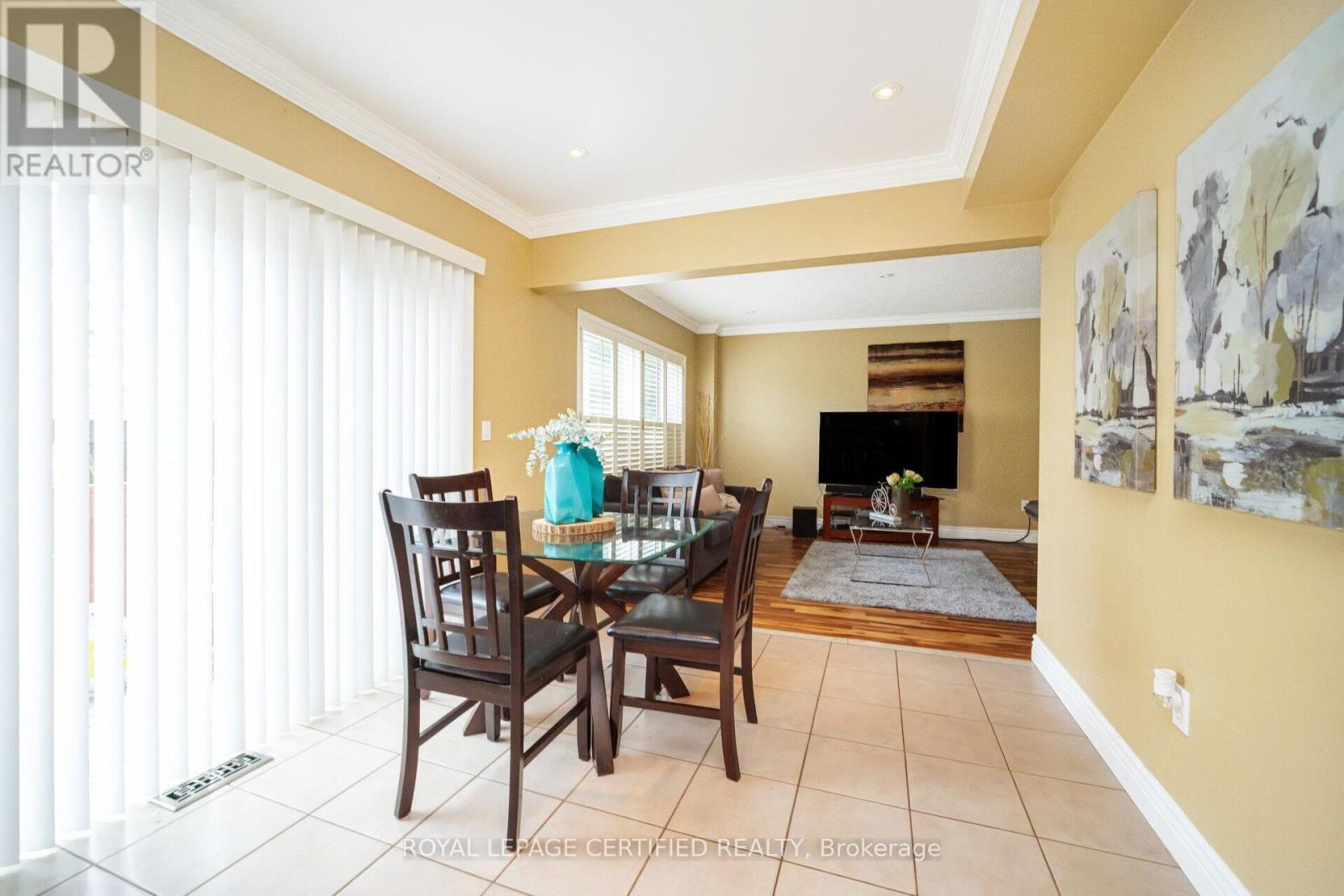 12 Sunnybrook Crescent, Brampton, Ontario  L7A 1Y2 - Photo 15 - W12082162