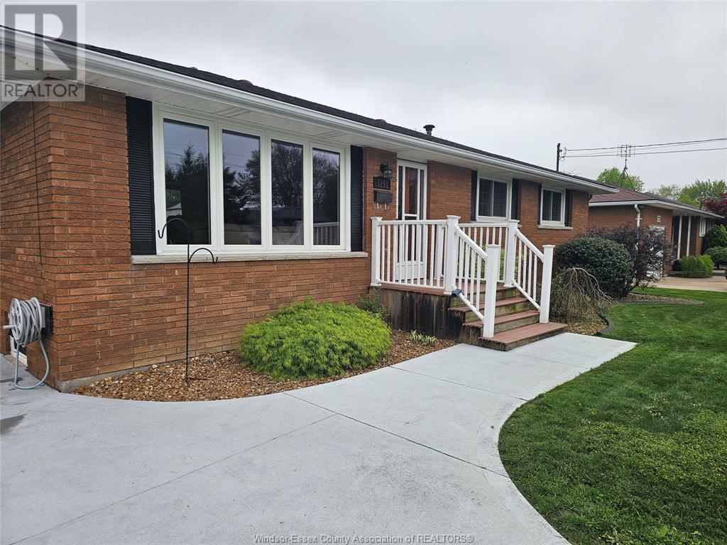 Property at 1745 Normandy STREET image 4