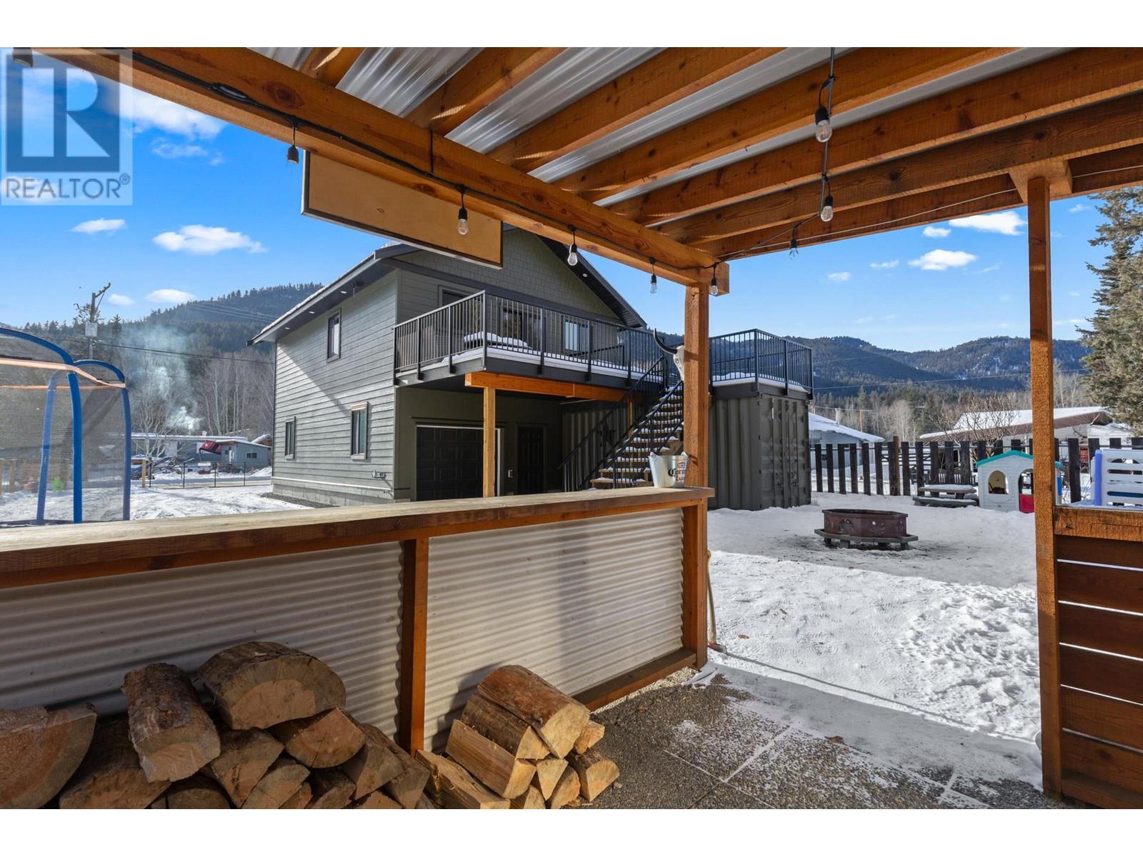 1890 Main Street, Coalmont-Tulameen, British Columbia  V0X 1W0 - Photo 43 - 10331318