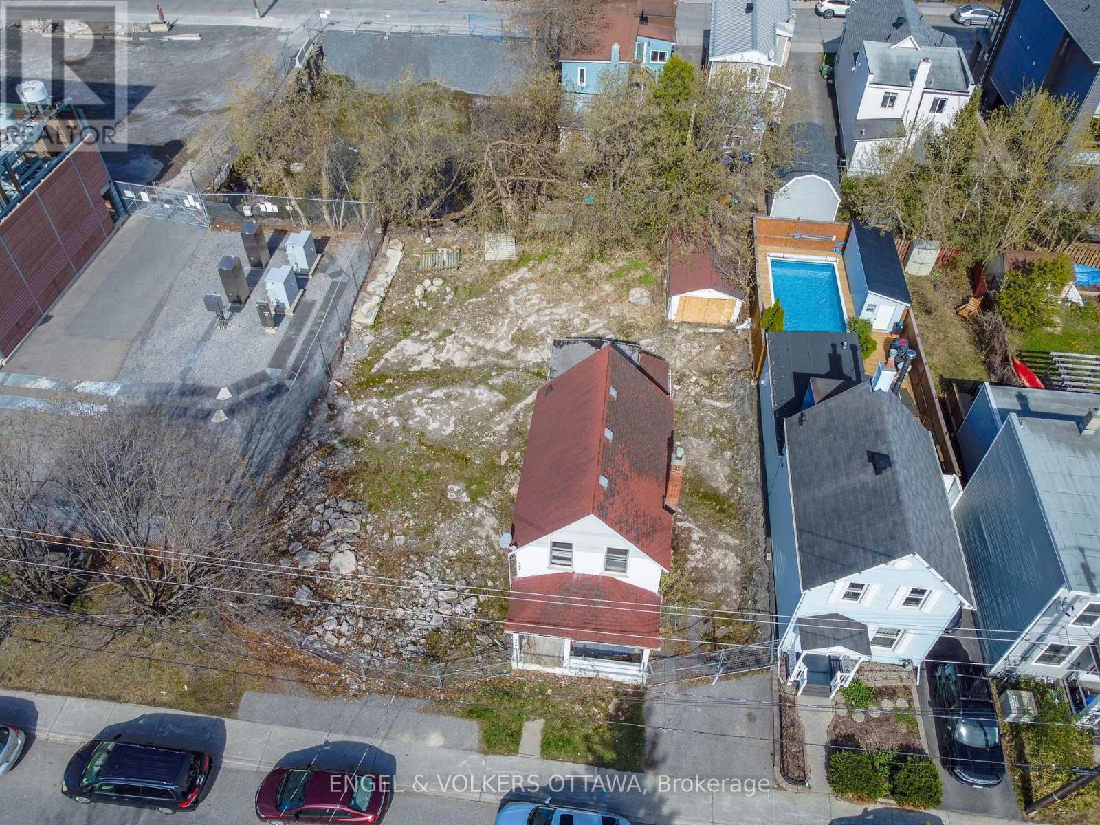 243-245 Hinchey Avenue, Ottawa, Ontario  K1Y 1L9 - Photo 8 - X12128067