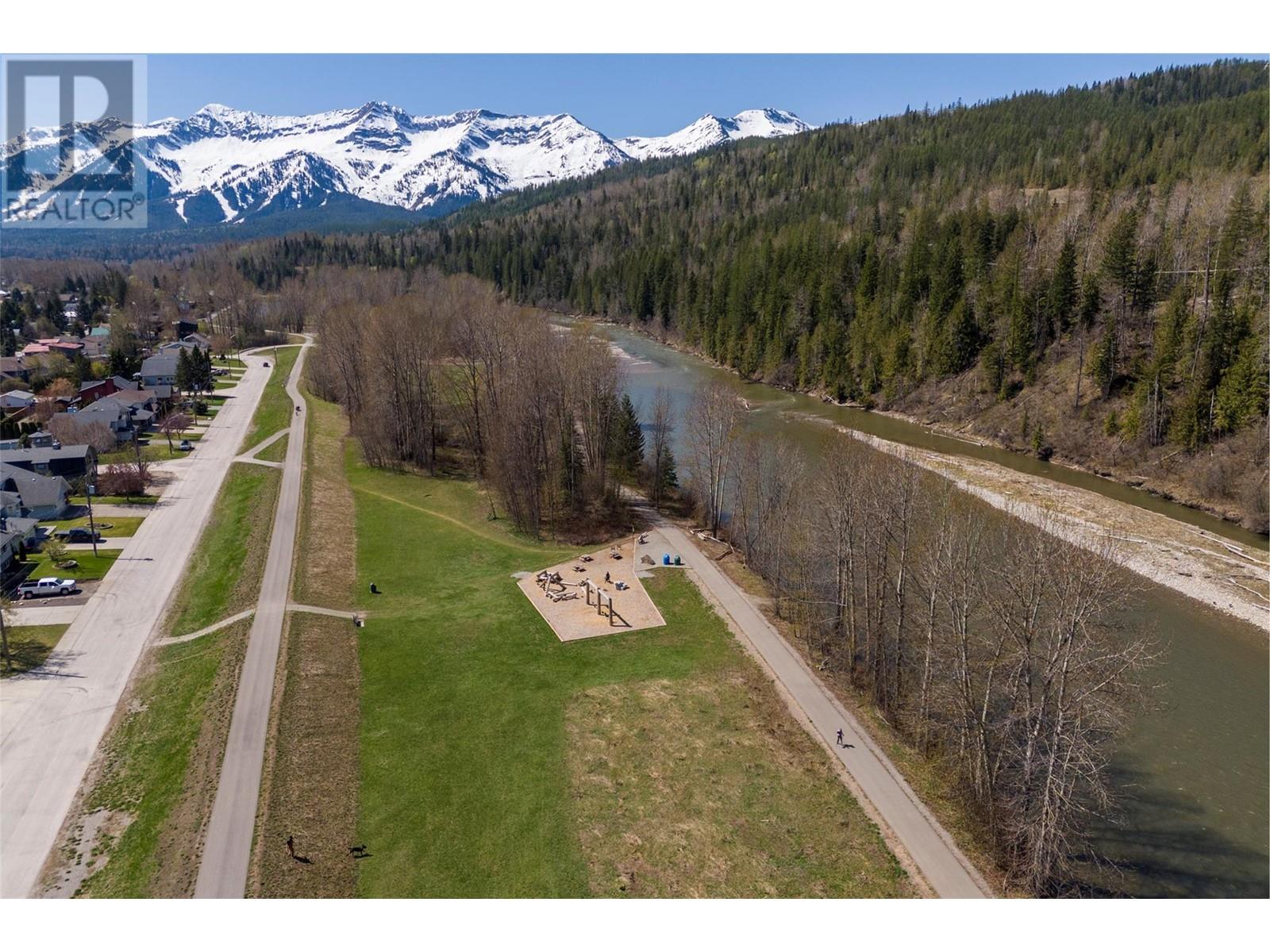 1562 12th Avenue, Fernie, British Columbia  V0B 1M0 - Photo 71 - 10346327