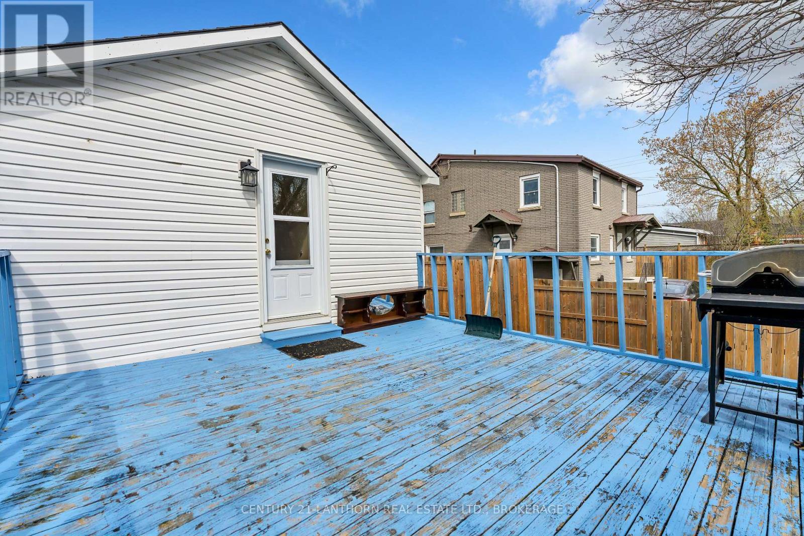 77 Portsmouth Avenue, Kingston, Ontario  K7M 1V4 - Photo 17 - X12128513