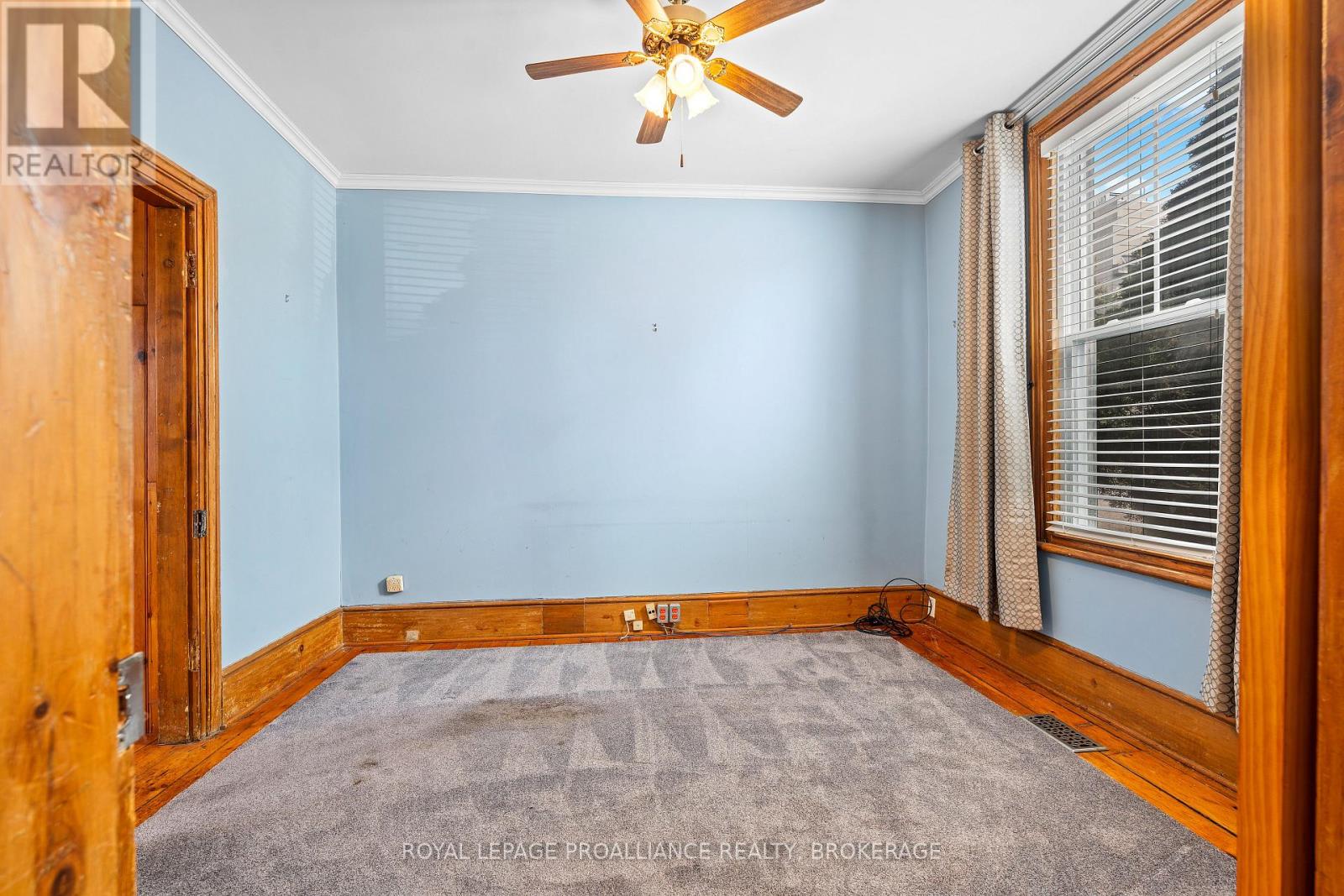 270 Wellington Street, Kingston, Ontario  K7K 2Z1 - Photo 6 - X12128527