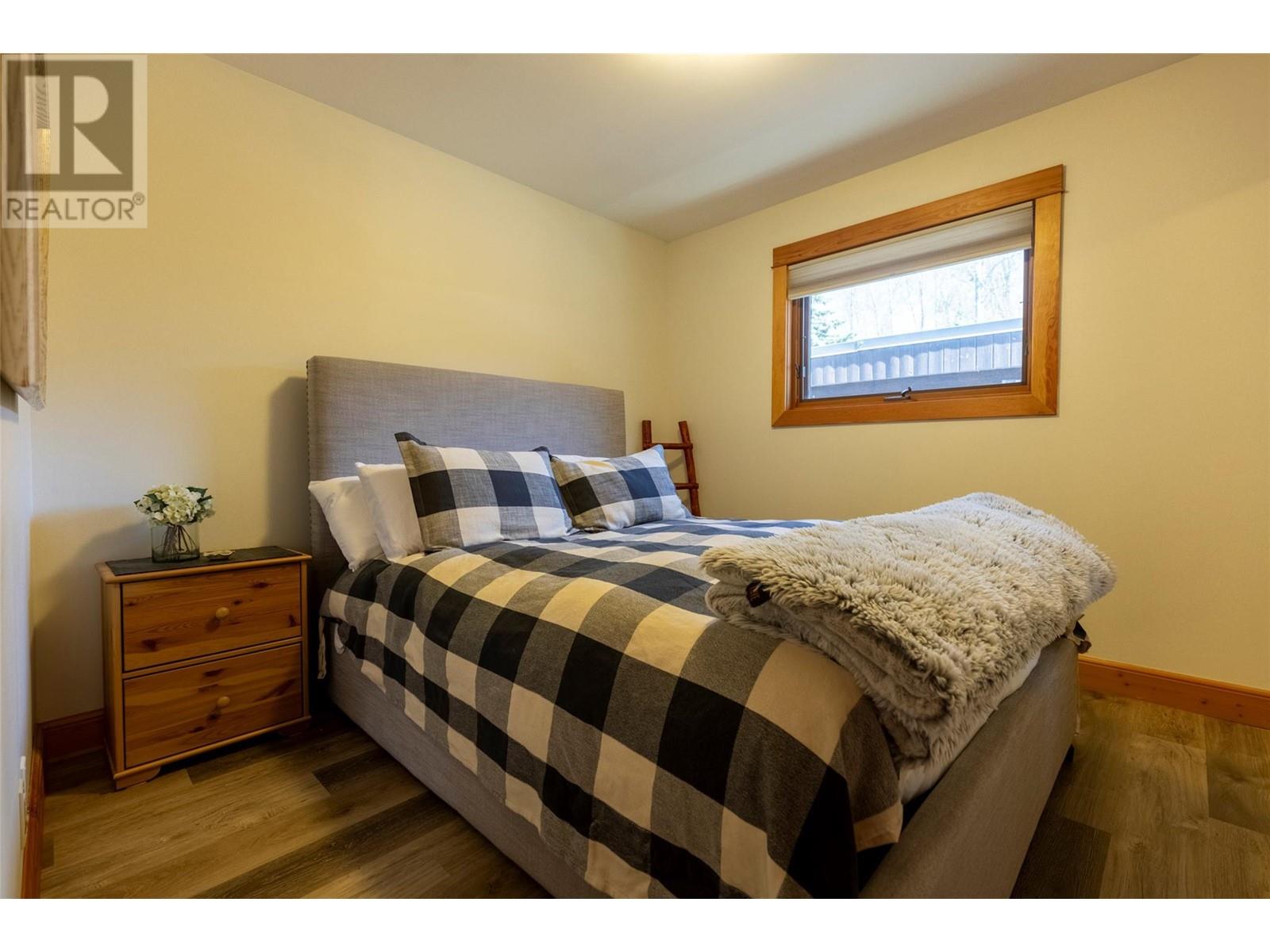 1562 12th Avenue, Fernie, British Columbia  V0B 1M0 - Photo 58 - 10346327
