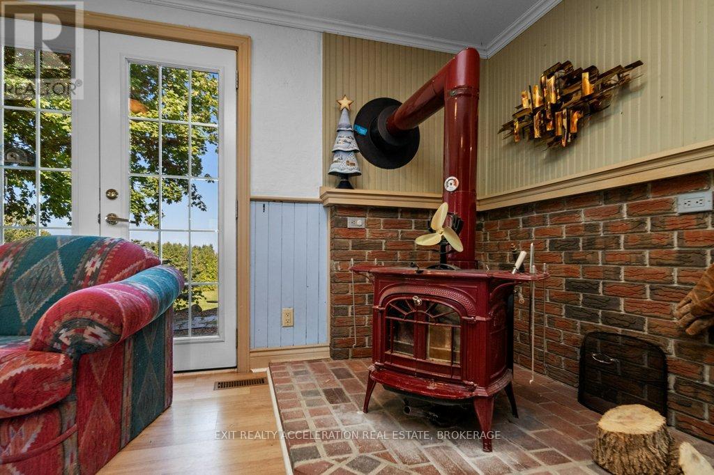 2940 County Road 8, Greater Napanee, Ontario  K7R 3K7 - Photo 15 - X12128590