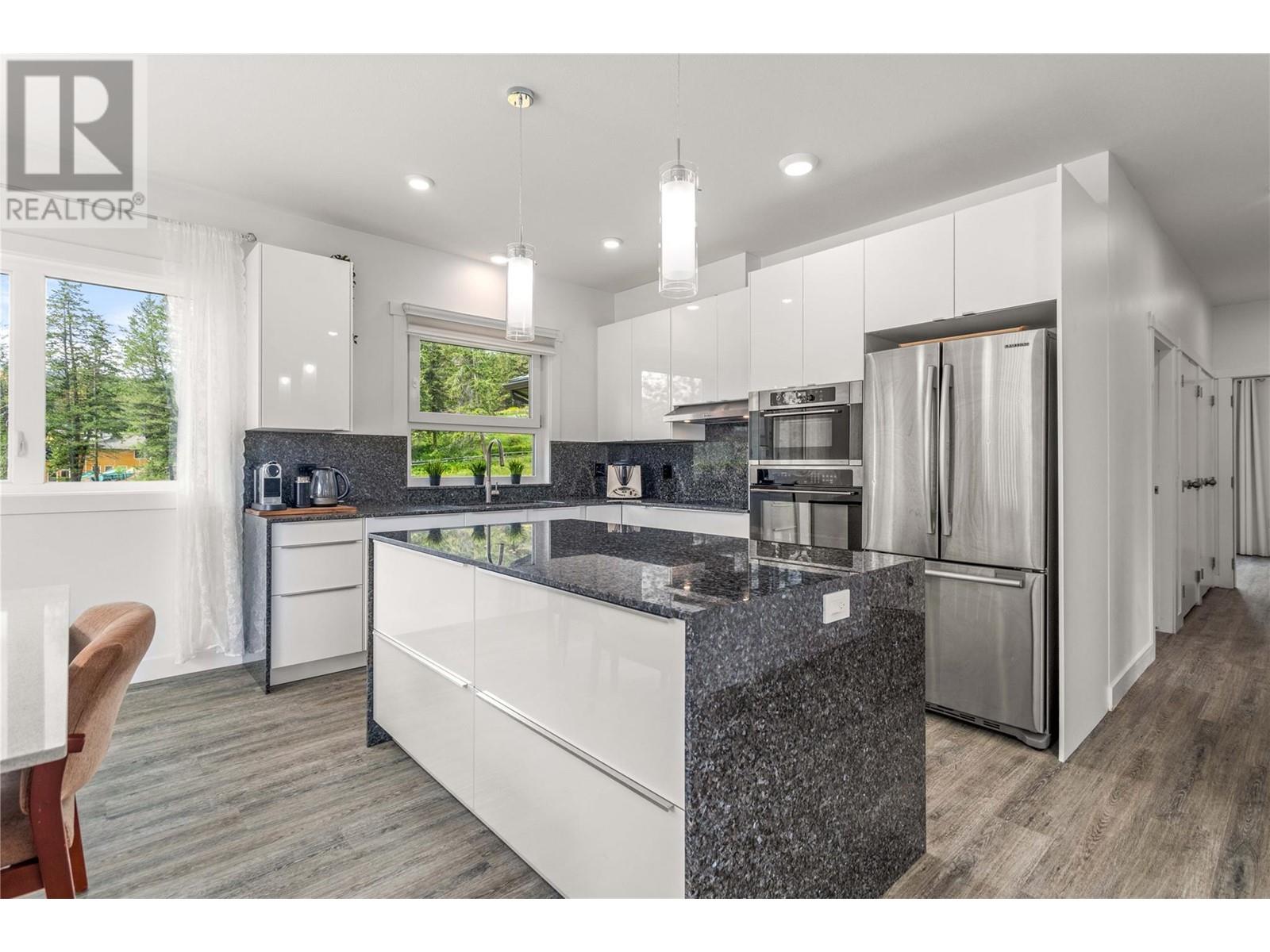5308 Law Street, Peachland, British Columbia  V0H 1X8 - Photo 55 - 10346449