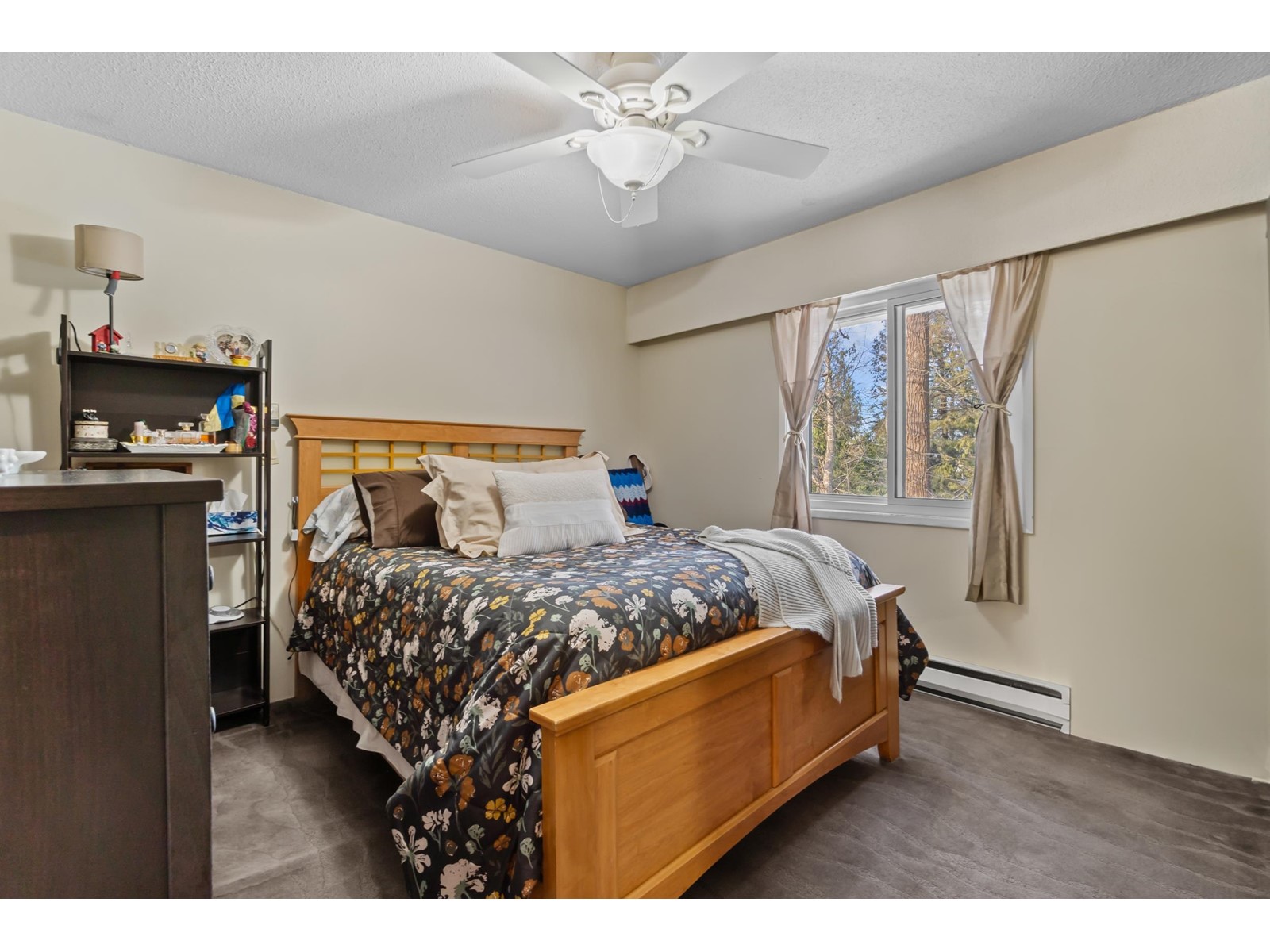 9605 Queens Place, Surrey, British Columbia  V3V 2S2 - Photo 9 - R2999130