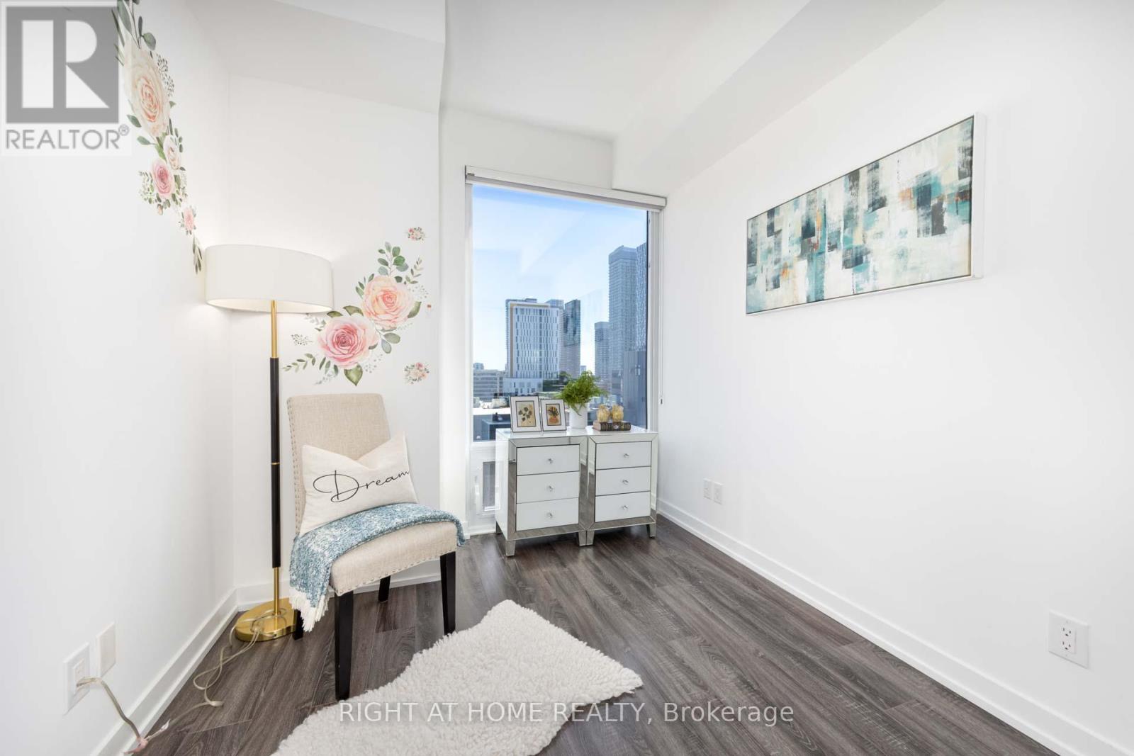 1303 - 20 Edward Street, Toronto, Ontario  M5G 0C5 - Photo 17 - C12128467