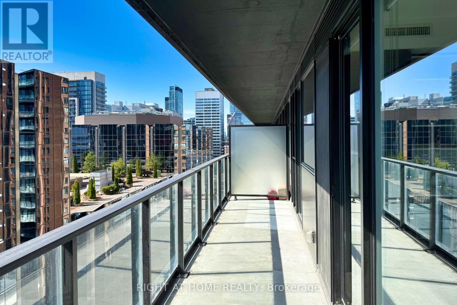 1303 - 20 Edward Street, Toronto, Ontario  M5G 0C5 - Photo 21 - C12128467