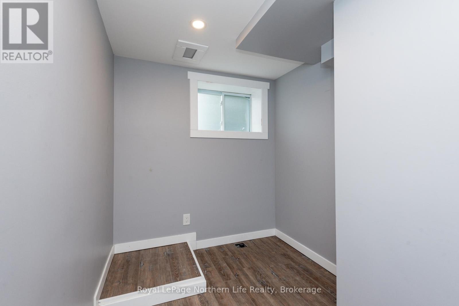 905 Airport Road, North Bay, Ontario  P1C 1A5 - Photo 29 - X12128534