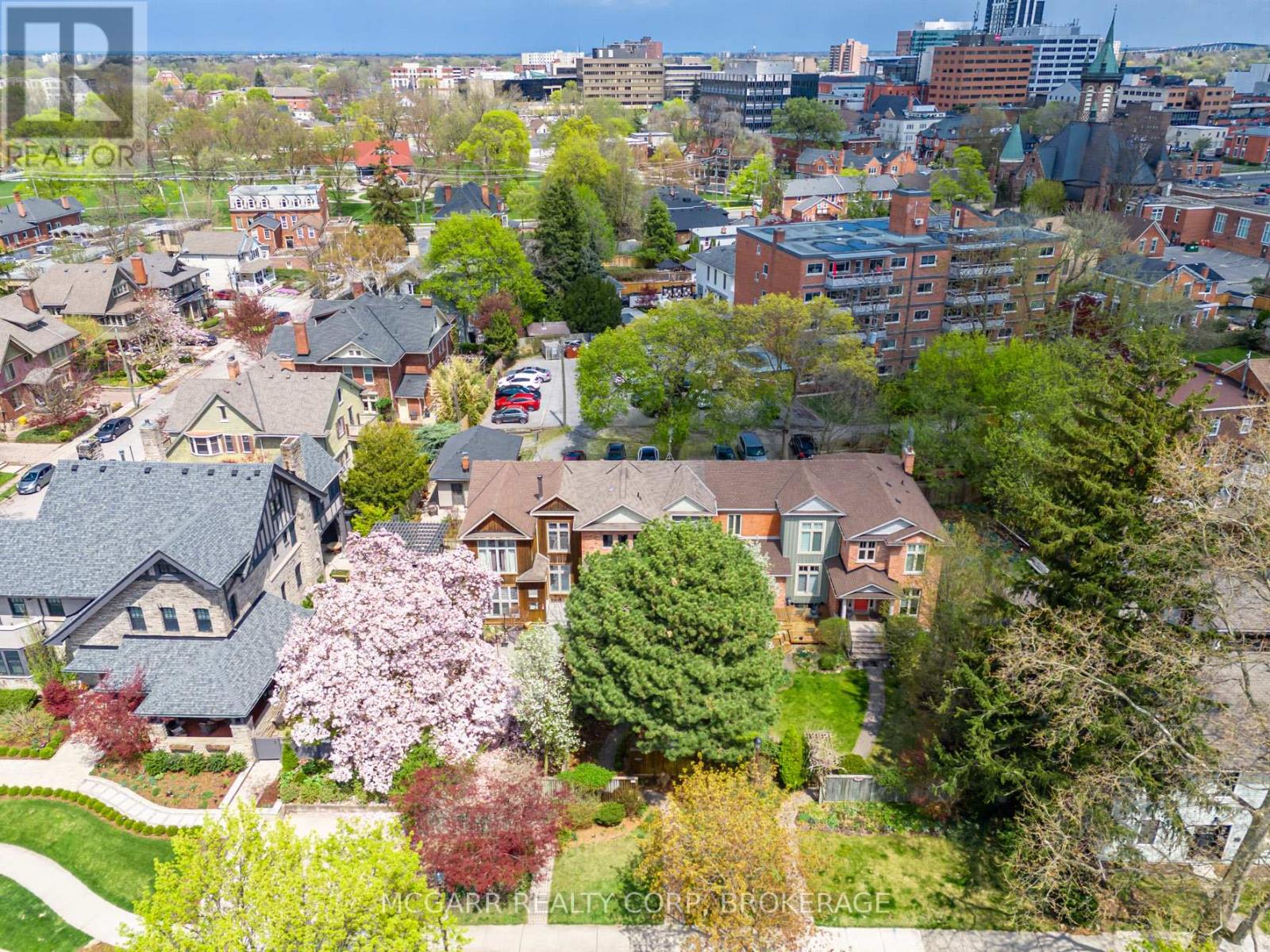 64 Yates Street, St. Catharines (Downtown), Ontario  L2R 5R8 - Photo 41 - X12128570