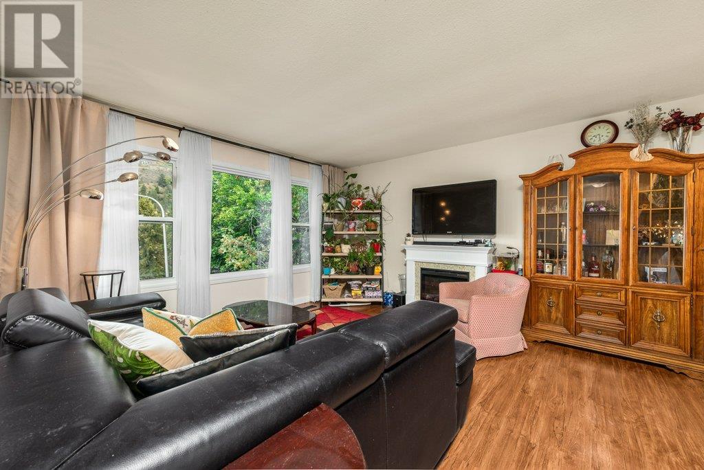 3803 35a Street, Vernon, British Columbia  V1T 6C6 - Photo 7 - 10345928