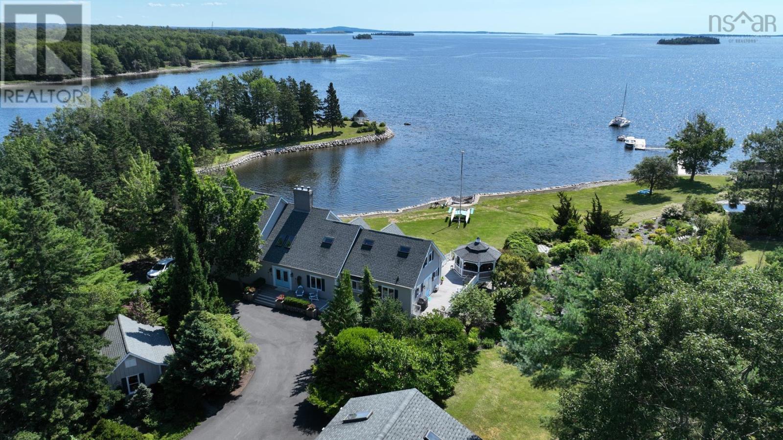 226 Crandall Road, Martins Point, Nova Scotia  B0J 2E0 - Photo 2 - 202510027