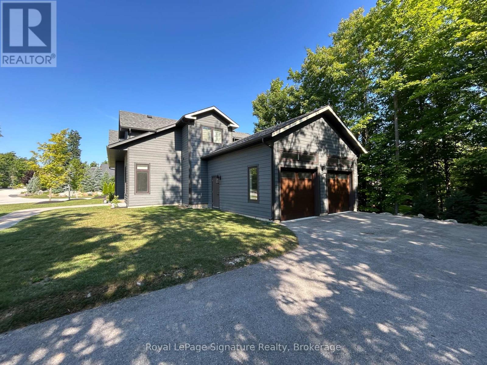 115 Rankin's Crescent, Blue Mountains, Ontario  N0H 2P0 - Photo 4 - X12128512
