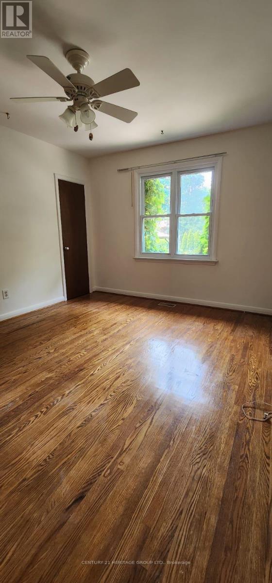 Main Floor - 102 Lundy's Lane, Newmarket, Ontario  L3Y 3R8 - Photo 11 - N12128431