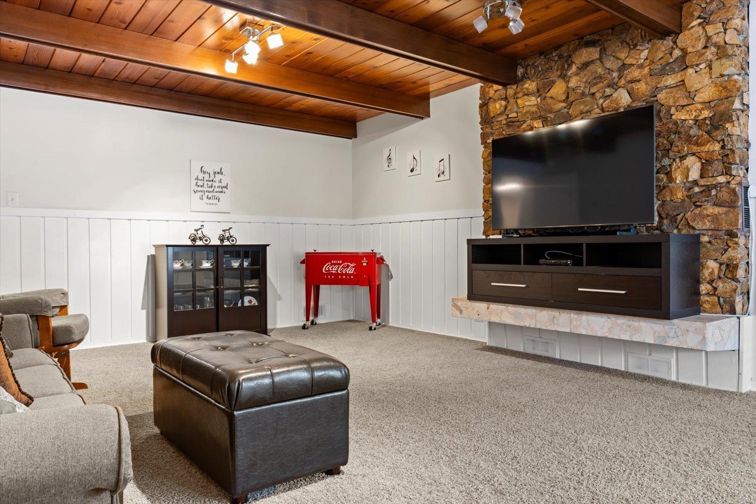 3164 Old Clayburn Road, Abbotsford, British Columbia  V2S 4H3 - Photo 21 - R2998869