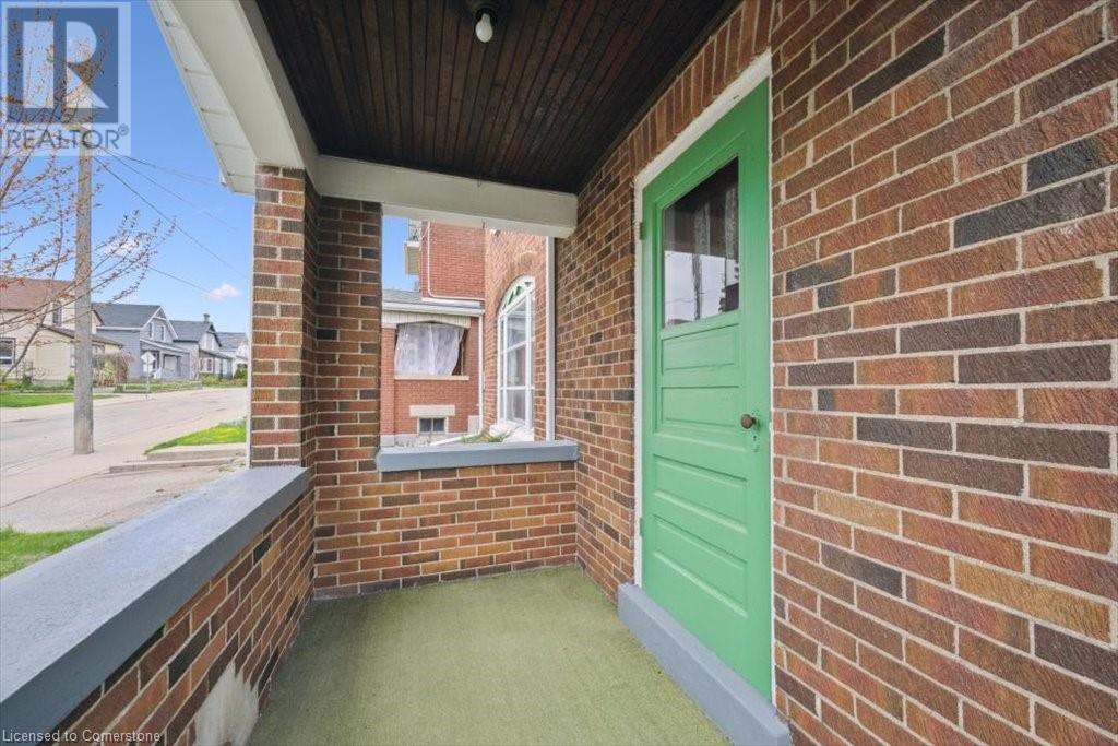 Property at 14 HENRY Street image 5